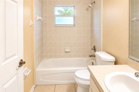 Villa ou maison à louer à Ocala, Floride: 3 chambres, 142.23 m2 № 2425258 - photo 7