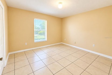 Villa ou maison à louer à Ocala, Floride: 3 chambres, 142.23 m2 № 2425258 - photo 6