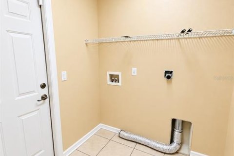Villa ou maison à louer à Ocala, Floride: 3 chambres, 142.23 m2 № 2425258 - photo 9