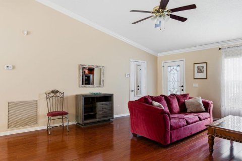 House in Port St. Lucie, Florida 3 bedrooms, 124.49 sq.m. № 2083379 - photo 5
