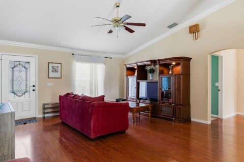 House in Port St. Lucie, Florida 3 bedrooms, 124.49 sq.m. № 2083379 - photo 4