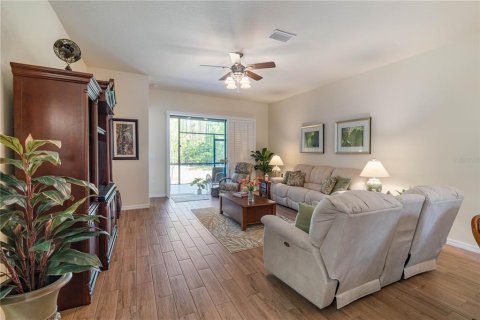 Touwnhouse à vendre à Ormond Beach, Floride: 2 chambres, 121.52 m2 № 1631918 - photo 6