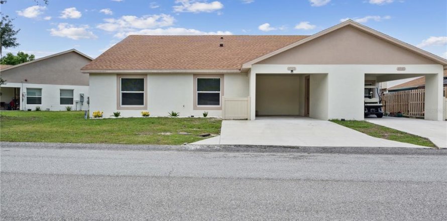 Apartment in Mulberry, Florida 2 bedrooms, 111.02 sq.m. № 1690151