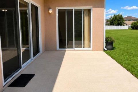 House in Orlando, Florida 3 bedrooms, 173.54 sq.m. № 2180233 - photo 3