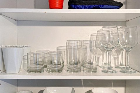 Copropriété à louer à Miami Beach, Floride: 35.3 m2 № 2007577 - photo 15