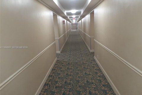 Copropriété à louer à Miami Beach, Floride: 35.3 m2 № 2007577 - photo 19