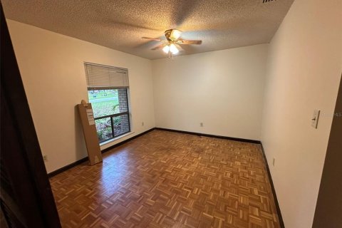 Villa ou maison à louer à Brooksville, Floride: 3 chambres, 132.66 m2 № 2091932 - photo 12