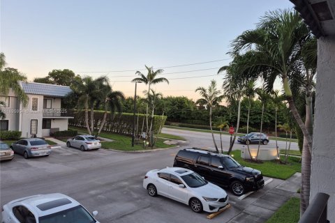 Condominio en alquiler en Weston, Florida, 2 dormitorios, 113.34 m2 № 1949935 - foto 29