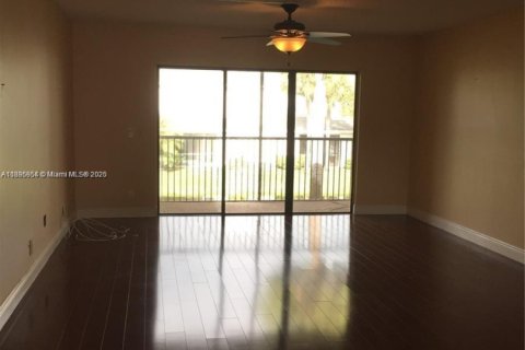 Condominio en alquiler en Weston, Florida, 2 dormitorios, 113.34 m2 № 1949935 - foto 10