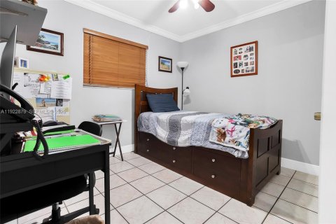 Condominio en venta en Hialeah, Florida, 2 dormitorios, 75.44 m2 № 1982865 - foto 22