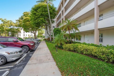 Copropriété à vendre à Pompano Beach, Floride: 3 chambres, 139.35 m2 № 2084610 - photo 8