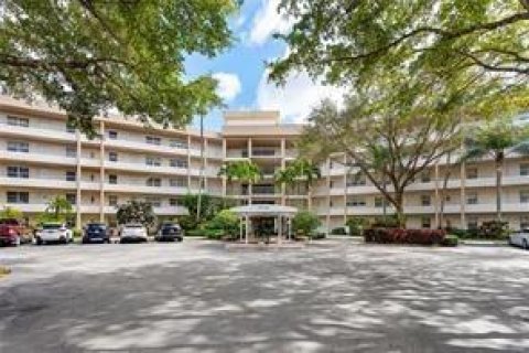 Condominio en Pompano Beach, Florida, 3 dormitorios  № 2084610
