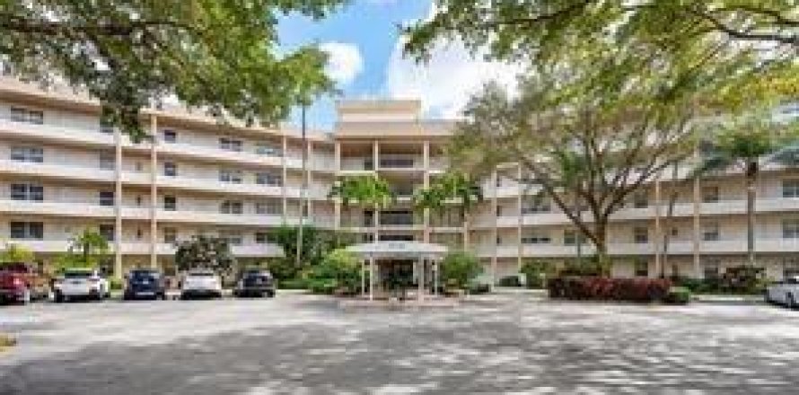 Condo à Pompano Beach, Floride, 3 chambres  № 2084610