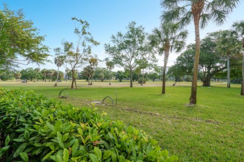 Copropriété à vendre à Pompano Beach, Floride: 3 chambres, 139.35 m2 № 2084610 - photo 5