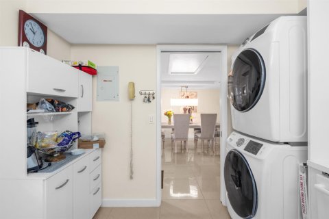 Copropriété à vendre à Pompano Beach, Floride: 3 chambres, 139.35 m2 № 2084610 - photo 26