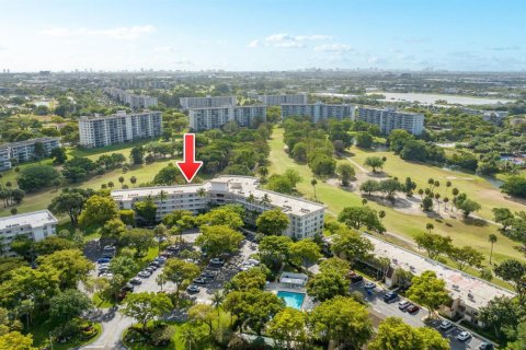 Copropriété à vendre à Pompano Beach, Floride: 3 chambres, 139.35 m2 № 2084610 - photo 9