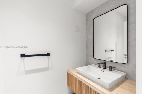 Купить виллу или дом в Майами-Шорс, Флорида 4 спальни, 263.1м2, № 2017181 - фото 22