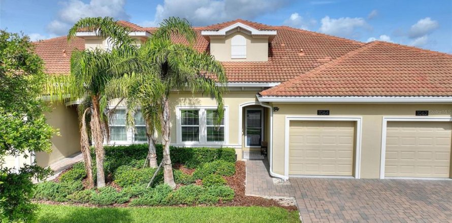 House in Davenport, Florida 2 bedrooms, 129.51 sq.m. № 1778132