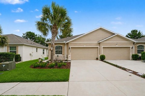 House in Wesley Chapel, Florida 3 bedrooms, 144.65 sq.m. № 2196595