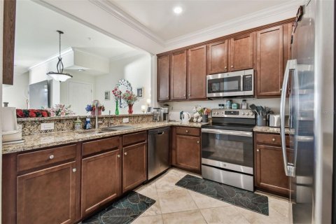 Townhouse in Venice, Florida 3 bedrooms, 181.07 sq.m. № 2092042 - photo 7