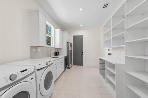 Casa en venta en Maitland, Florida, 5 dormitorios, 375.51 m2 № 1577453 - foto 30
