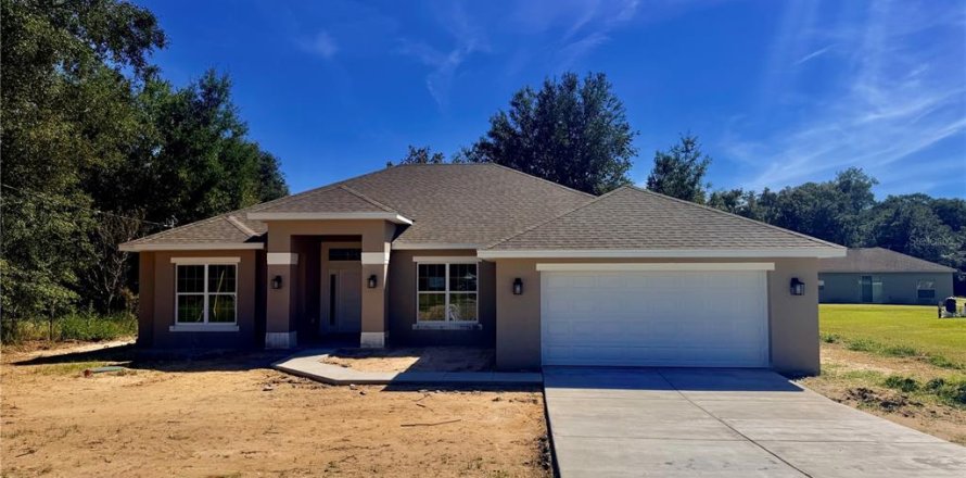 House in Ocala, Florida 4 bedrooms, 216.46 sq.m. № 2389459