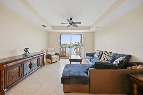 Copropriété à louer à Punta Gorda, Floride: 3 chambres, 132.01 m2 № 2418758 - photo 11
