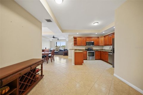Copropriété à louer à Punta Gorda, Floride: 3 chambres, 132.01 m2 № 2418758 - photo 2