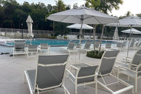 Condominio en venta en Sunny Isles Beach, Florida, 1 dormitorio, 92.07 m2 № 1892891 - foto 24