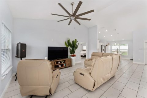 Villa ou maison à vendre à Summerfield, Floride: 3 chambres, 157.93 m2 № 1723534 - photo 4