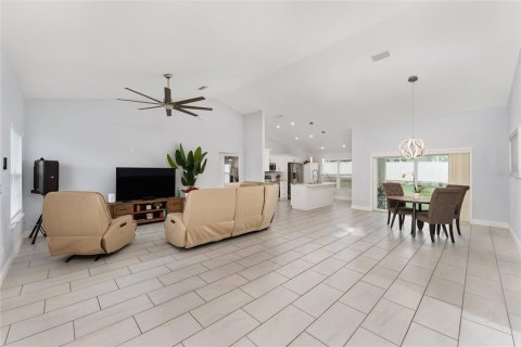 Villa ou maison à vendre à Summerfield, Floride: 3 chambres, 157.93 m2 № 1723534 - photo 5