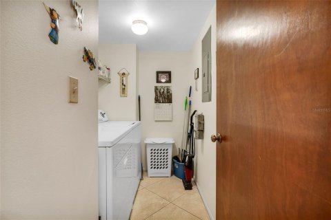 Copropriété à vendre à Saint Petersburg, Floride: 2 chambres, 98.94 m2 № 1558925 - photo 18