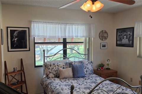 Copropriété à vendre à Saint Petersburg, Floride: 2 chambres, 98.94 m2 № 1558925 - photo 17