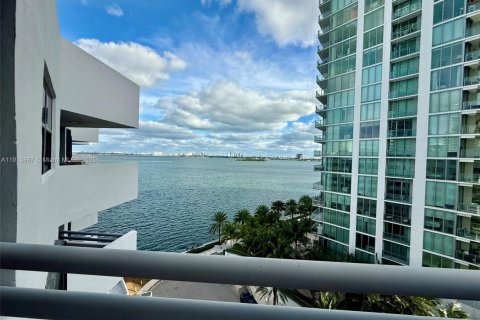 Condominio en alquiler en Miami, Florida, 2 dormitorios, 114.08 m2 № 1968968 - foto 15