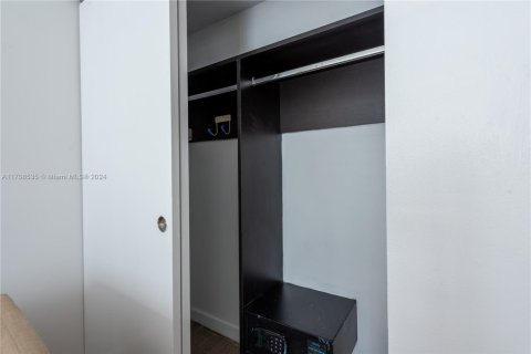 Купить кондоминиум в Санни-Айлс-Бич, Флорида 1 спальня, 62.43м2, № 1984890 - фото 25