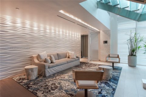 Купить кондоминиум в Санни-Айлс-Бич, Флорида 1 спальня, 62.43м2, № 1984890 - фото 5