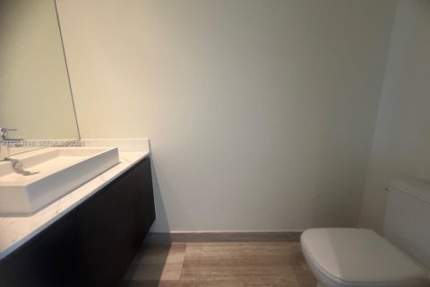 Снять в аренду кондоминиум в Майами, Флорида 3 спальни, 174.47м2, № 2044327 - фото 23