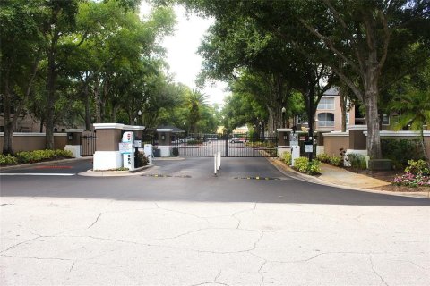 Copropriété à louer à Orlando, Floride: 2 chambres, 97.55 m2 № 2112619 - photo 18