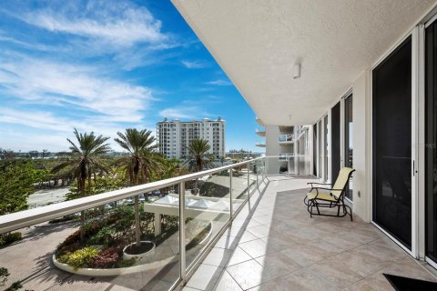 Copropriété à vendre à Sarasota, Floride: 2 chambres, 157.93 m2 № 1518155 - photo 17