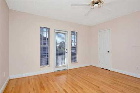 Condominio en venta en Tampa, Florida, 2 dormitorios, 145.39 m2 № 1834870 - foto 18