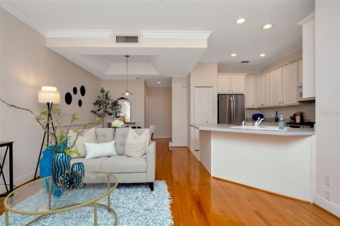 Condominio en venta en Tampa, Florida, 2 dormitorios, 145.39 m2 № 1834870 - foto 7