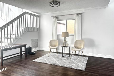 Casa en alquiler en Plantation, Florida, 3 dormitorios, 212.37 m2 № 2005895 - foto 15