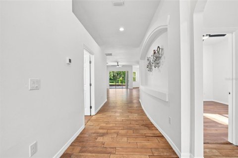 Villa ou maison à vendre à Wesley Chapel, Floride: 3 chambres, 185.15 m2 № 2354281 - photo 6