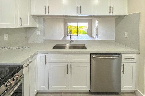 Copropriété à vendre à Miami, Floride: 2 chambres, 89 m2 № 1969233 - photo 7