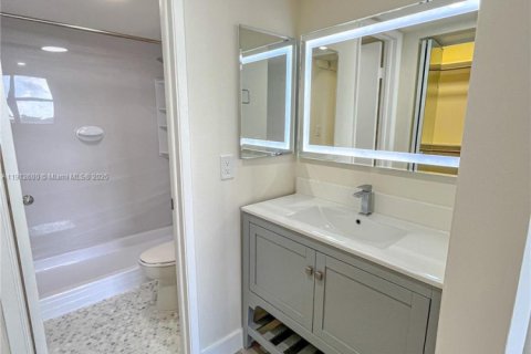 Copropriété à vendre à Miami, Floride: 2 chambres, 89 m2 № 1969233 - photo 29