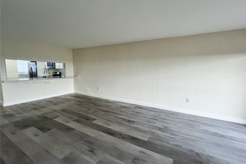 Copropriété à vendre à Miami, Floride: 2 chambres, 89 m2 № 1969233 - photo 18