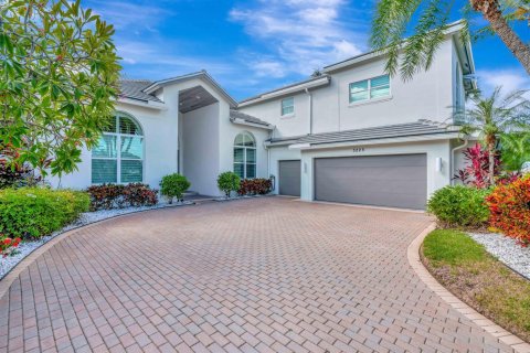 Casa en Port St. Lucie, Florida 5 dormitorios, 448.25 m2 № 2081640