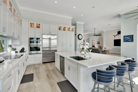 Casa en venta en Port St. Lucie, Florida, 5 dormitorios, 448.25 m2 № 2081640 - foto 14