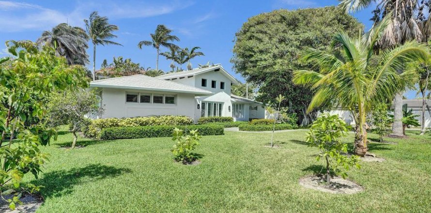 House in Ocean Ridge, Florida 3 bedrooms, 217.11 sq.m. № 1080550