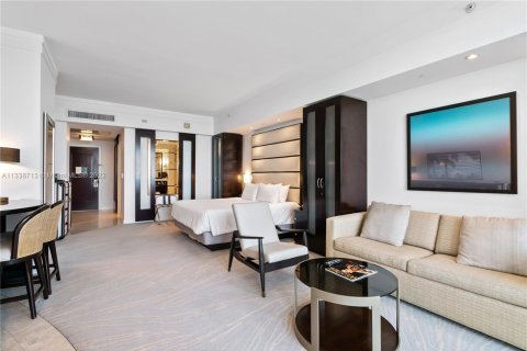 Condominio en venta en Miami Beach, Florida, 4 dormitorios, 299.24 m2 № 2039660 - foto 12